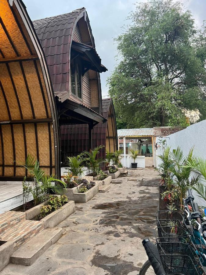 Gili Davidoff Bungalow Quần đảo Gili Ngoại thất bức ảnh